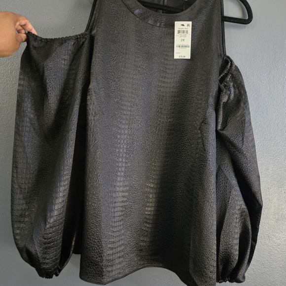 INC International Concepts Deep Black Romantic Luxe Cold Shoulder Blouse 2X - Picture 5 of 5